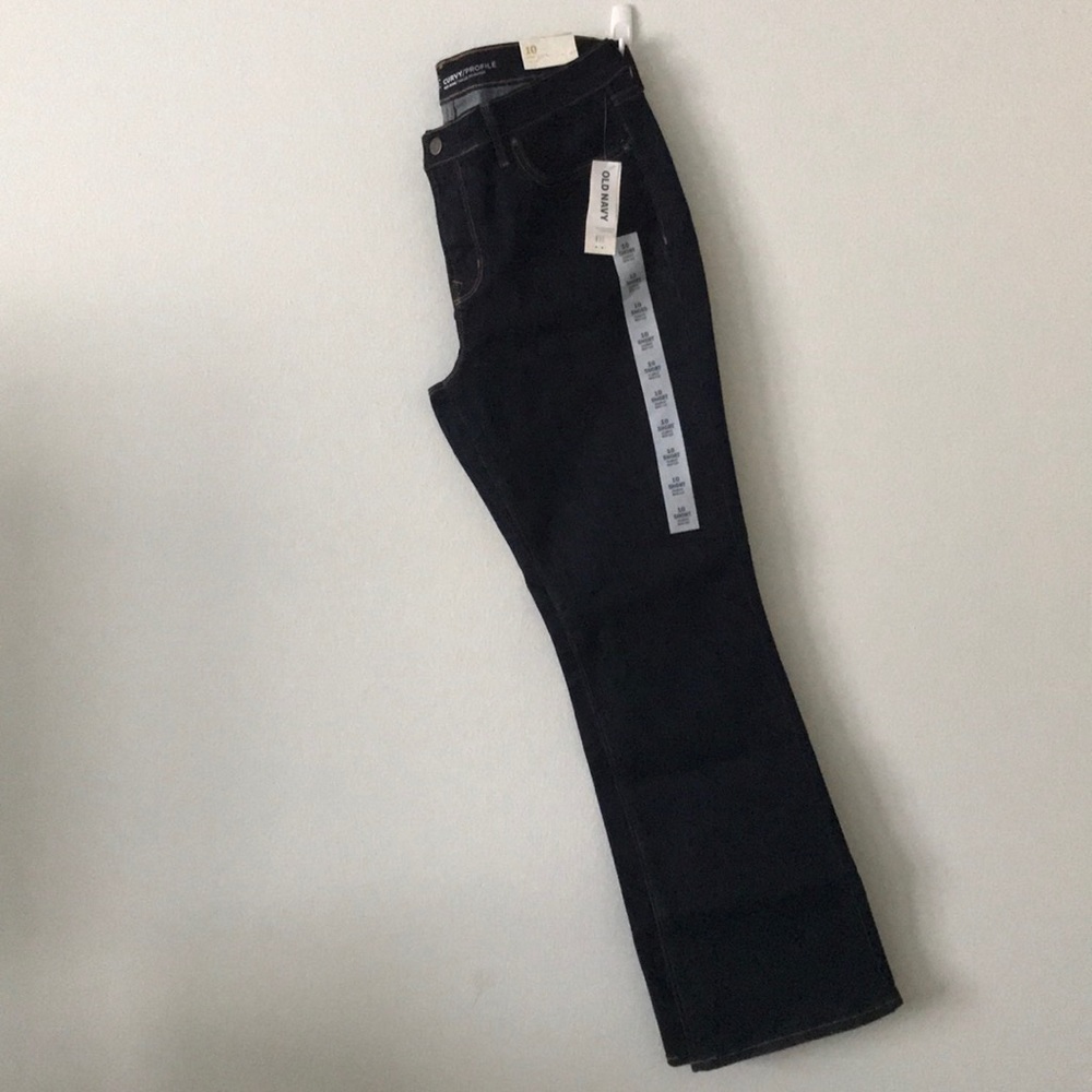 Old Navy dark blue jeans never worn!!